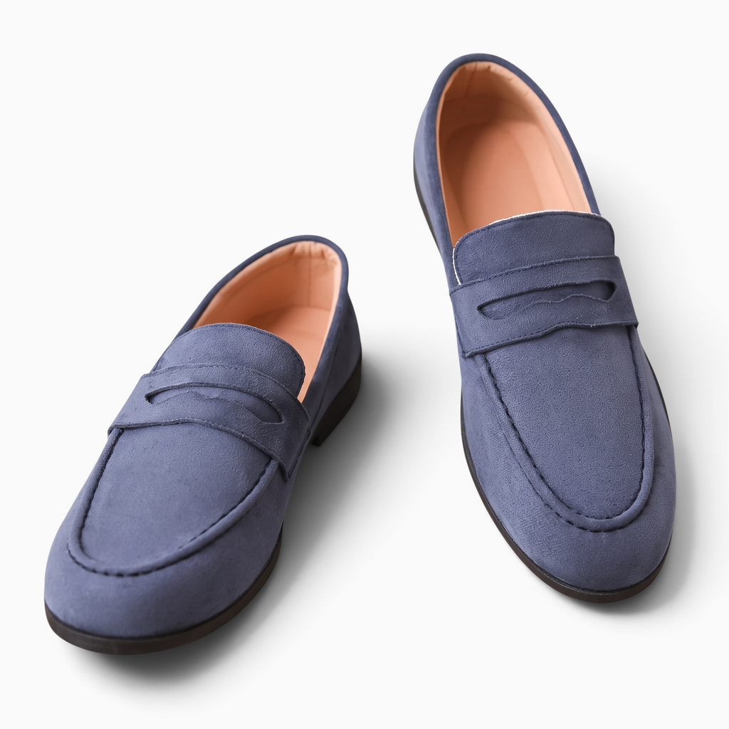 Mocassins Mocassin Paris pour homme en daim bleu souple avec semelle en caoutchouc pour un style habillé et élégant