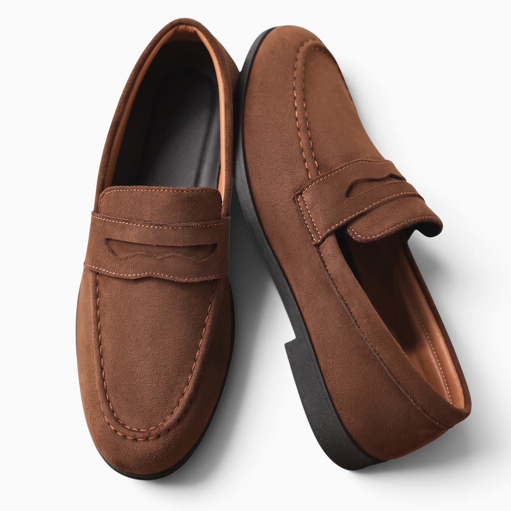 Mocassin Paris, mocassins pour homme en daim marron souple avec semelle en caoutchouc, style élégant et sans lacets.