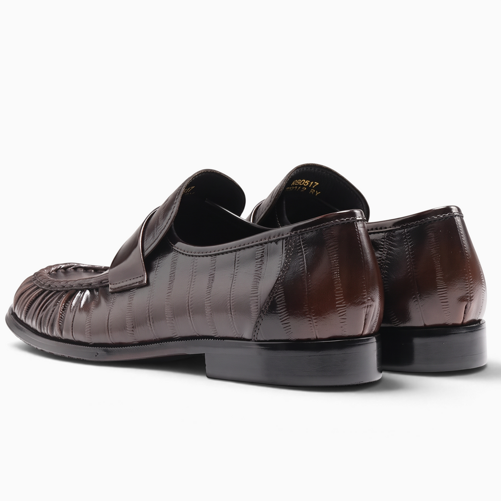 Mocassin Paris homme en cuir marron à motif texturé avec semelle en caoutchouc pour une allure élégante et formelle