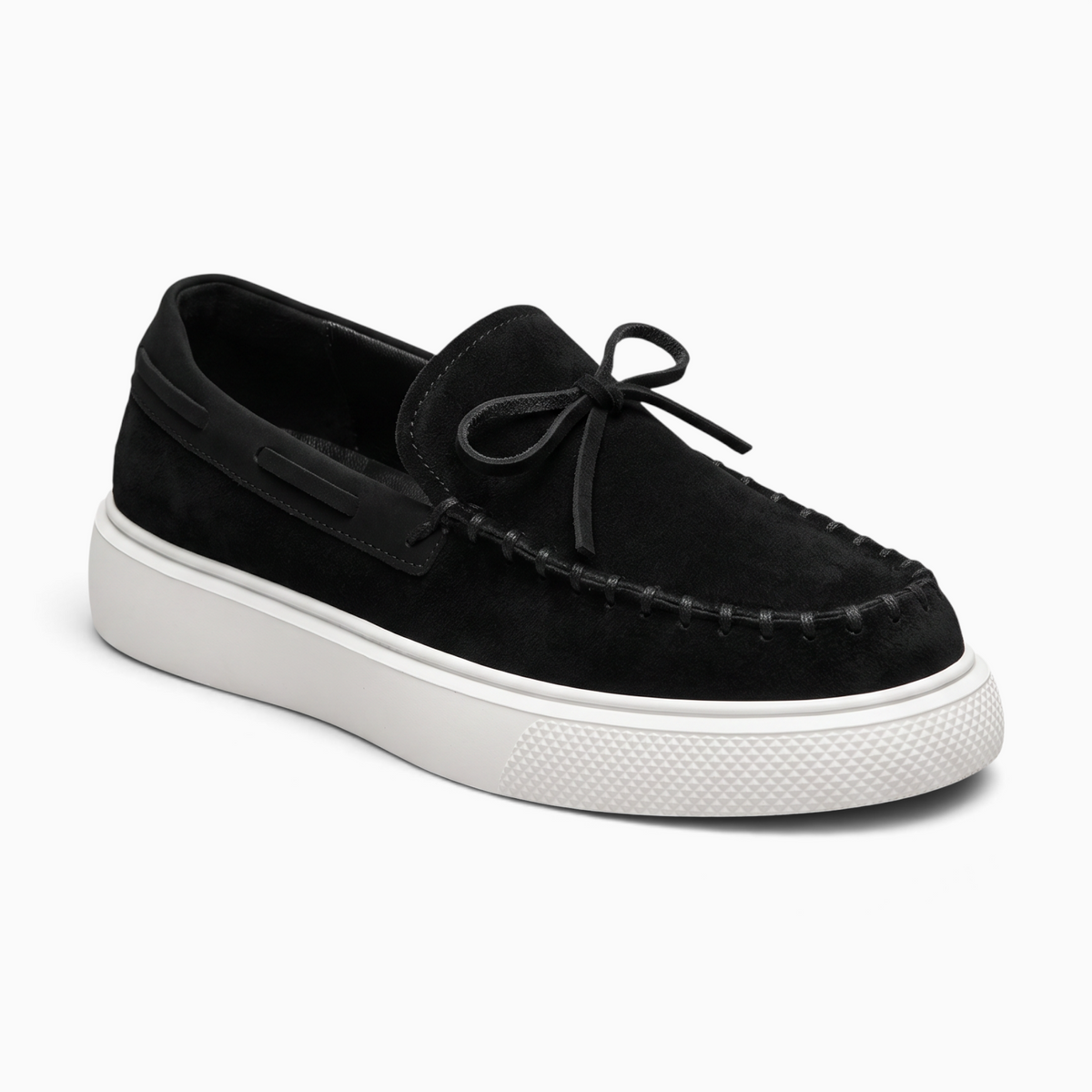 Mocassin homme Mocassin Paris en daim noir avec semelle épaisse blanche et détails de lacets décoratifs