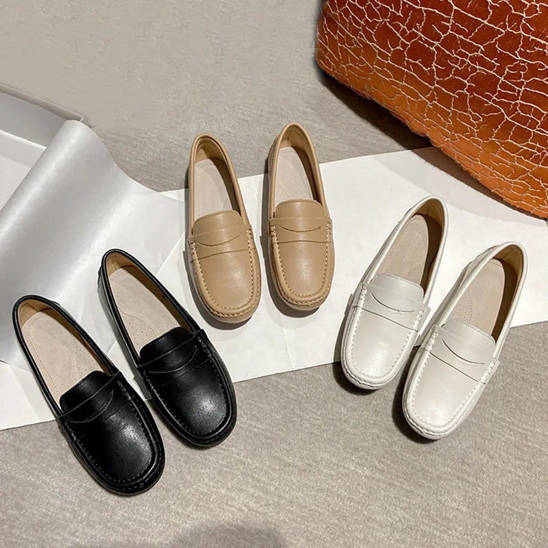 Mocassin Cuir Blanc Femme à Chaîne Dorée