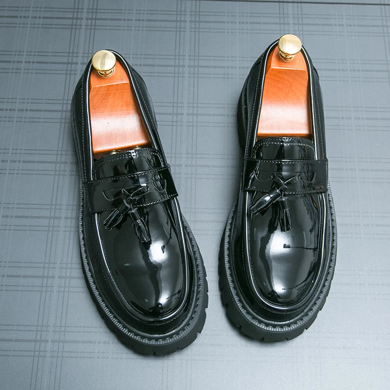 Mocassin Derby Compensé En Cuir Vernis Noir Semelle épaisse À Lacet Pour Homme