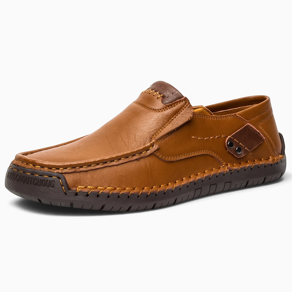 Mocassin Paris homme en cuir souple marron avec semelle en caoutchouc et coutures apparentes