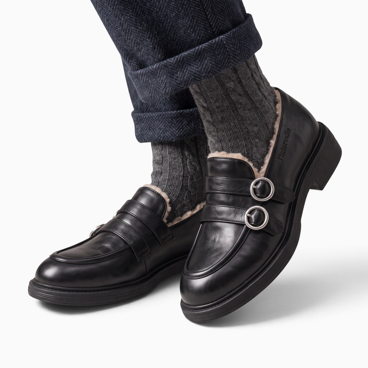 Mocassin Paris mocassin femme d'hiver en cuir noir avec doublure fourrée, brides à boucles et semelle en caoutchouc