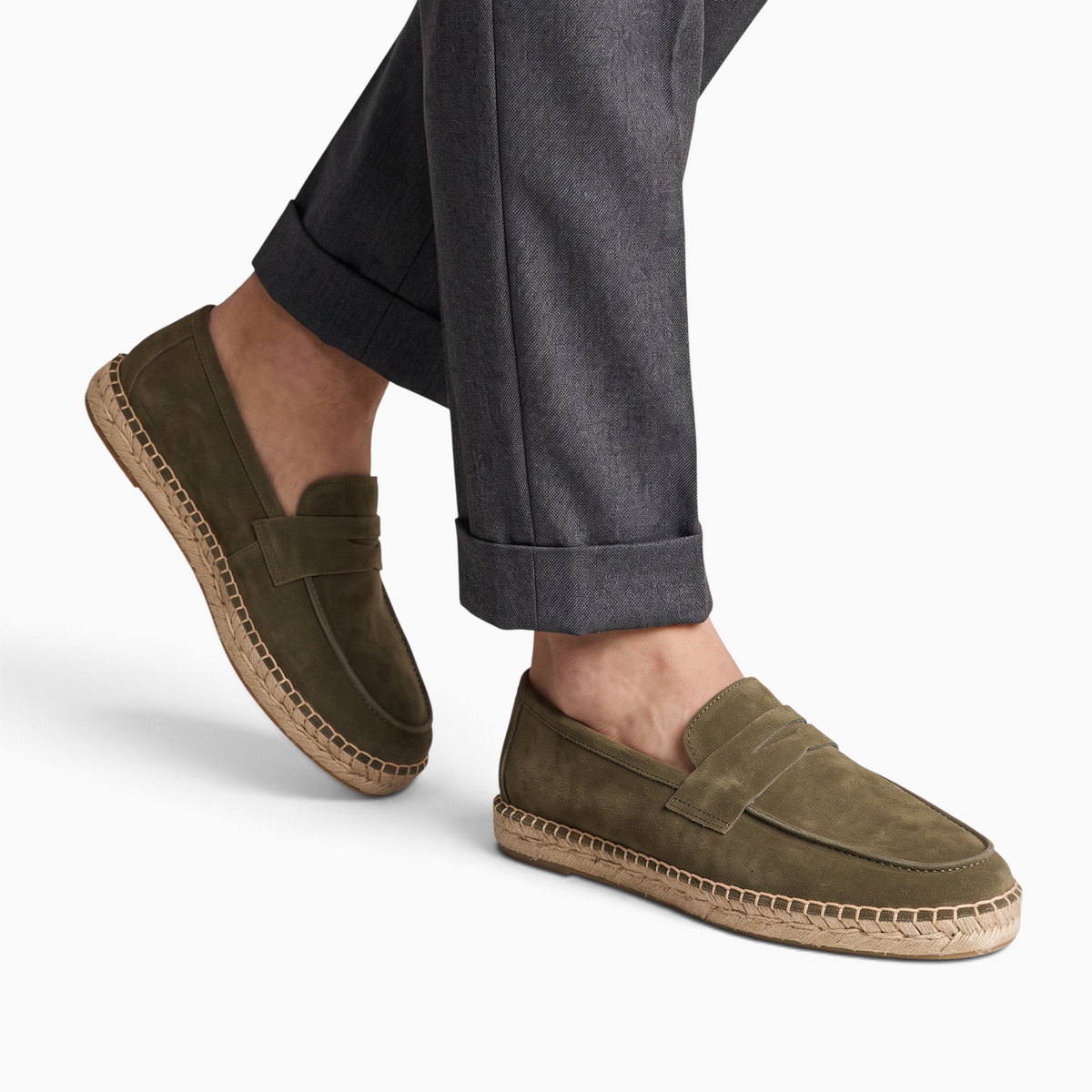 Mocassin Espadrille Homme en Daim Mocassin Paris vert olive en daim avec semelle en corde pour un style estival