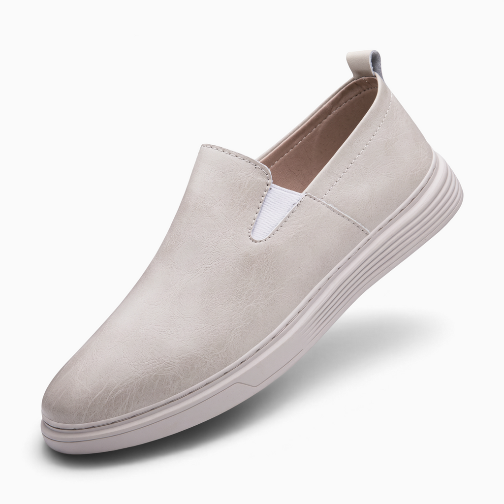 Mocassin Paris homme en cuir beige à semelle souple et construction sans lacets pour un style décontracté